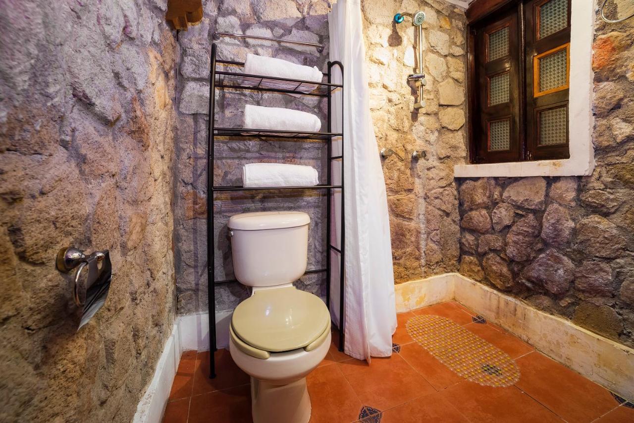 Capital O Cabanas Y Hotel El Rincon Сакатлан Экстерьер фото